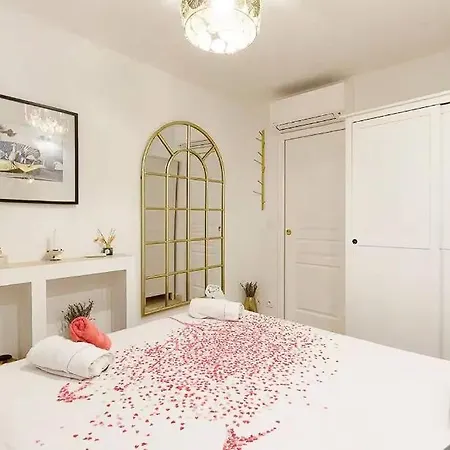 Fabulous Sea View Terrace ! أنتيب